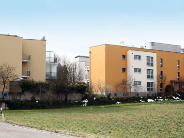 Ein Farbkonzept ermÃ¶glich eine durchdachte Farbgestaltung fÃ¼r Fassaden unter BerÃ¼cksichtigung von Licht und Schatten. Die Welt in Farbe AG erstellt gerne Farbkonzepte und verwendet bei den Malerarbeiten Naturpigmentfarben von kt.color Uster. Diese Farbe